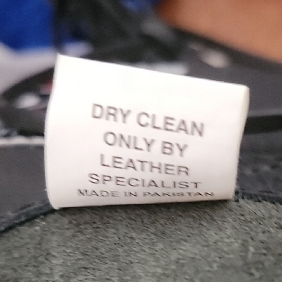 Black Leather Riding Chaps - Picture 8 of 12